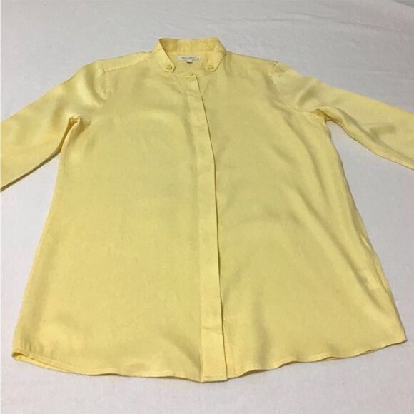 Equipment Yellow Oranne Satin Silk Blend
Mandarin Collar Blouse New Size XSmall - Picture 2 of 8